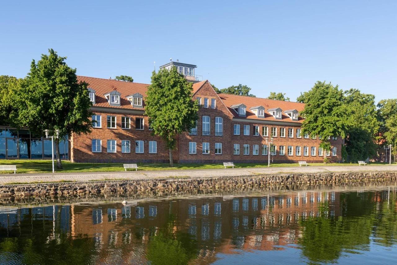 Hotel Hafenresidenz Stralsund Esterno foto