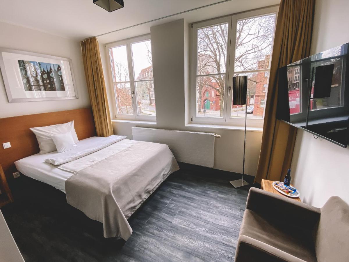 Hotel Hafenresidenz Stralsund Esterno foto