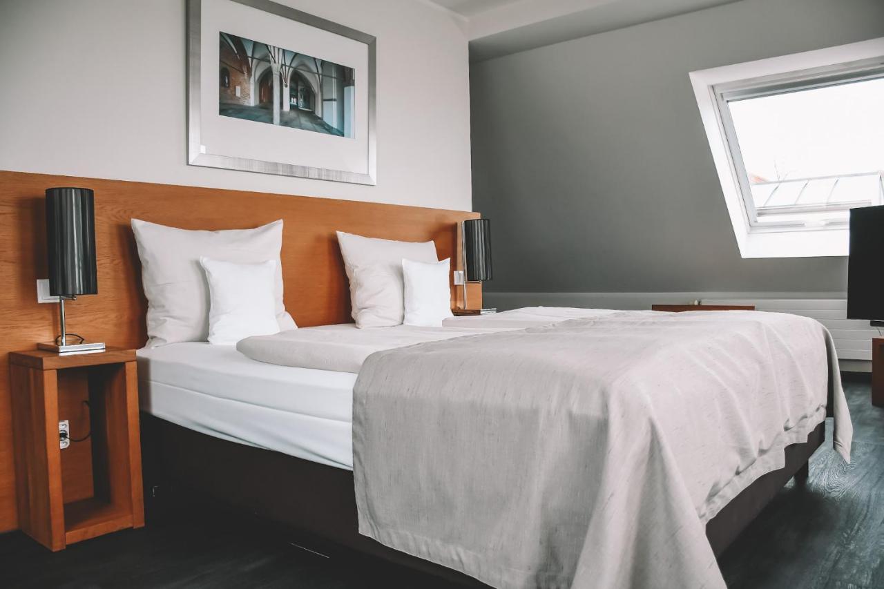 Hotel Hafenresidenz Stralsund Esterno foto